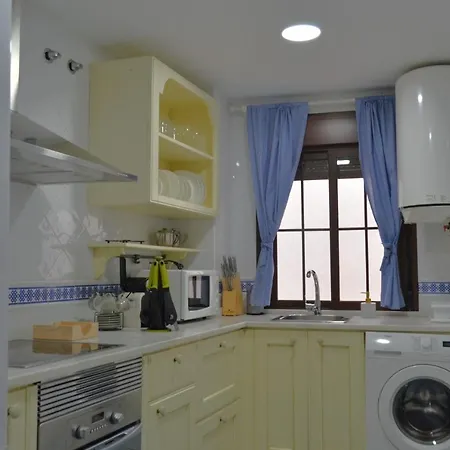 Sunshine Patio Del Consistorio Apartmán