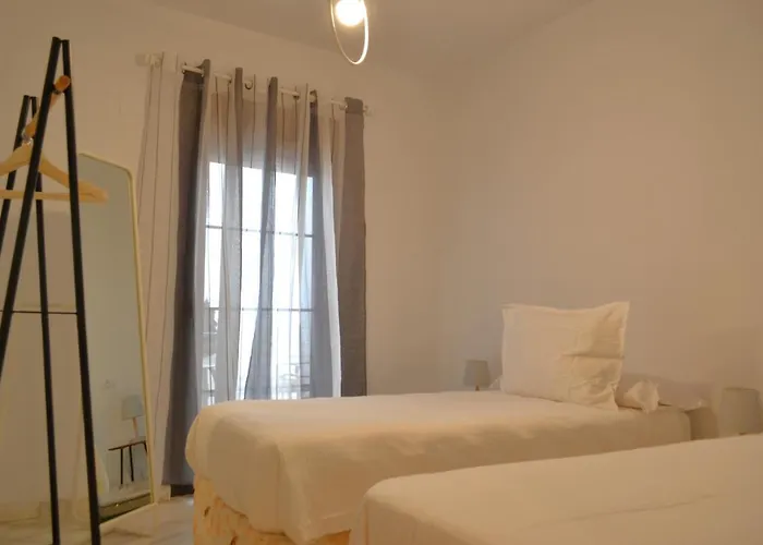 Sunshine Patio Del Consistorio